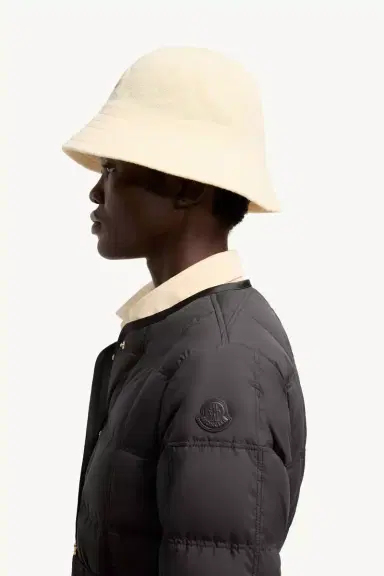 Moncler Cygnes Belted Short Down Jacket | Thumbnail 4