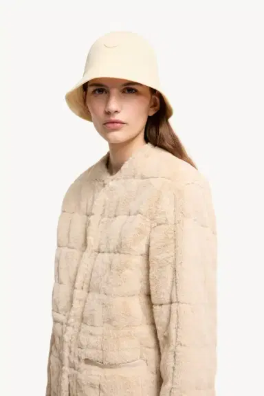 Moncler Tipule Reversible Short Down Jacket | Thumbnail 4
