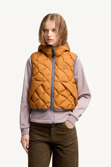 Moncler Armella Hooded Diamond-quilted Down Vest | Thumbnail 5 Moncler Armella Hooded Diamond-quilted Down Vest | Thumbnail 5