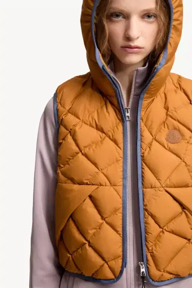 Moncler Armella Hooded Diamond-quilted Down Vest | Thumbnail 8 Moncler Armella Hooded Diamond-quilted Down Vest | Thumbnail 8