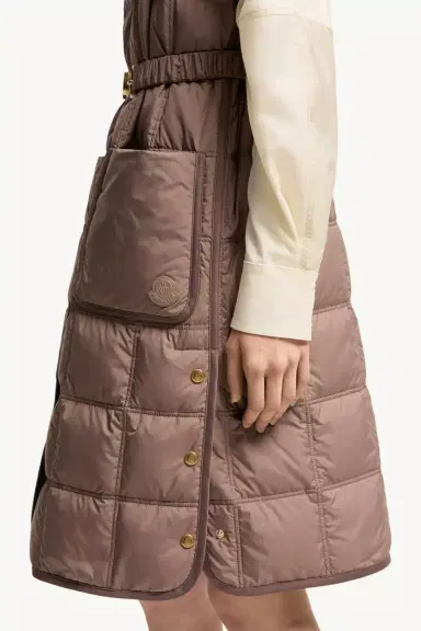 Moncler Cygnette Square Quilted Long Down Vest | Thumbnail 7