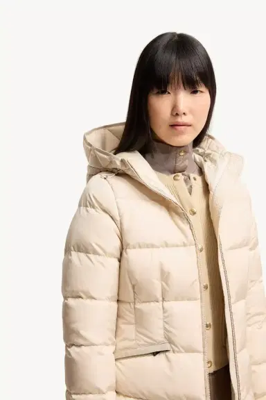 Moncler Avoce Hooded Short Down Jacket | Thumbnail 7
