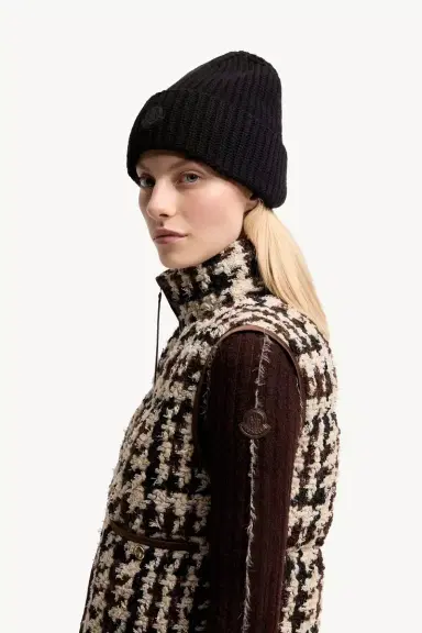 Moncler Emotionnalite Tweed Down Vest | Thumbnail 4 Moncler Emotionnalite Tweed Down Vest | Thumbnail 4