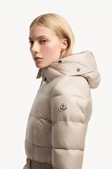 Moncler Boedic Hooded Shearling-trimmed Long Down Jacket | Thumbnail 4 Moncler Boedic Hooded Shearling-trimmed Long Down Jacket | Thumbnail 4