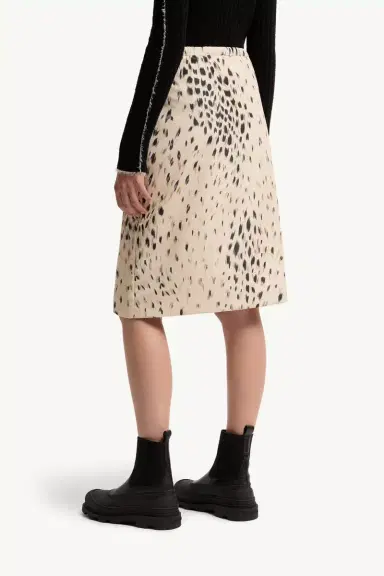 Moncler Animalier Print Padded Knee-length Skirt | Thumbnail 6