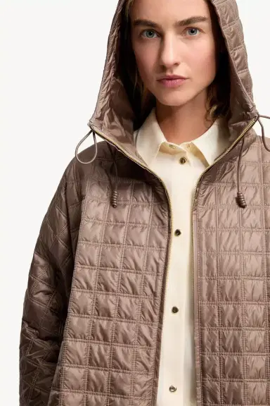Moncler Hooded Square-quilted Padded Cape | Thumbnail 8 Moncler Hooded Square-quilted Padded Cape | Thumbnail 8