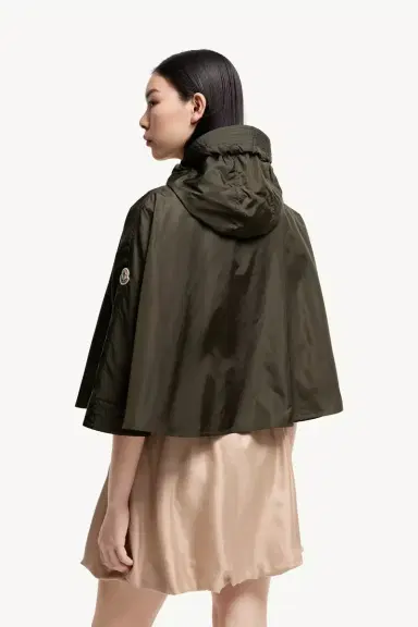 Moncler Hooded Cape | Thumbnail 6 Moncler Hooded Cape | Thumbnail 6