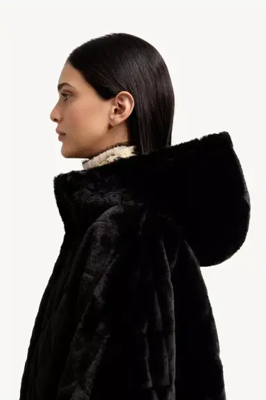 Moncler Reversible Hooded Cape | Thumbnail 4 Moncler Reversible Hooded Cape | Thumbnail 4