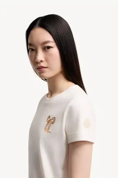 Moncler Embroidered Bow Cotton T-shirt | Thumbnail 3