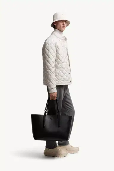 Moncler Carlo Leather Tote Bag | Thumbnail 3 Moncler Carlo Leather Tote Bag | Thumbnail 3
