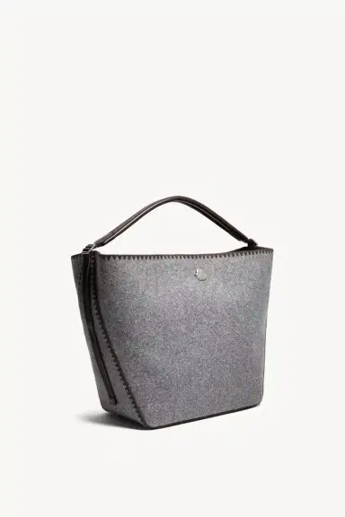 Moncler Carlo Bag | Thumbnail 4 Moncler Carlo Bag | Thumbnail 4