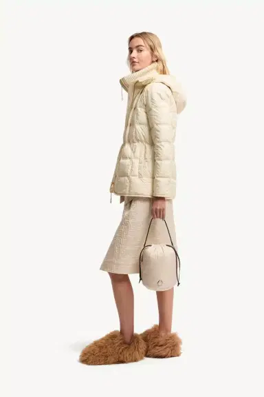 Moncler Caradoc Bucket Bag | Thumbnail 3 Moncler Caradoc Bucket Bag | Thumbnail 3