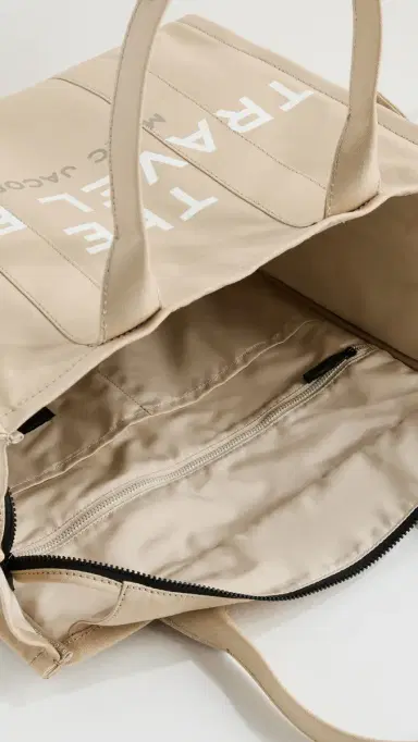 Marc Jacobs The Canvas Travel Tote Bag | Thumbnail 6 Marc Jacobs The Canvas Travel Tote Bag | Thumbnail 6
