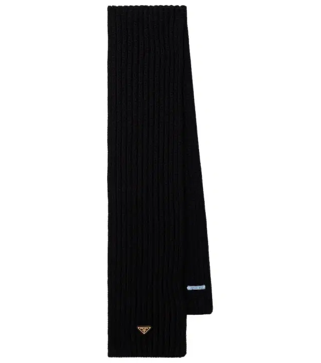 Ribbed-knit virgin wool scarf