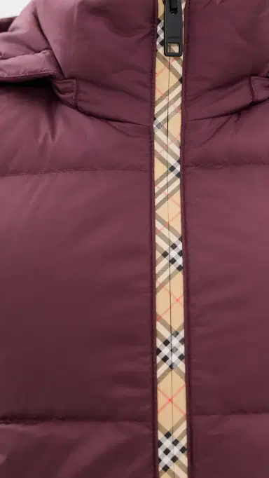 Burberry Ireland Puffer Jacket | Thumbnail 6