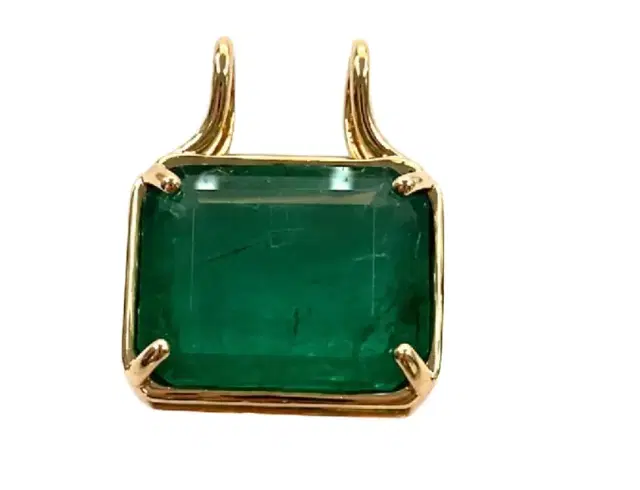 Wish Fine Jewelry 4.95ct Emerald 18K Gold Cushion Pendant