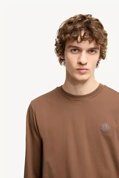 Moncler Leather Logo Long Sleeve Cotton T-shirt | Thumbnail 7