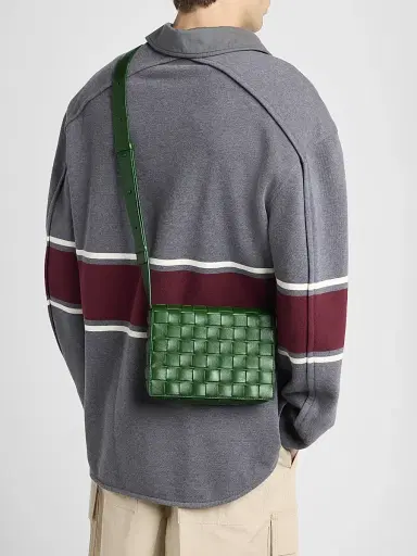 Bottega Veneta Men's Intrecciato Leather Messenger Bag | Thumbnail 2 Bottega Veneta Men's Intrecciato Leather Messenger Bag | Thumbnail 2