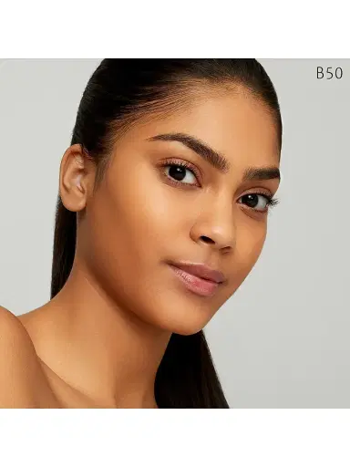 CLÉ DE PEAU BEAUTÉ Women's Radiant Fluid Foundation Natural Broad Spectrum SPF 25 Sunscreen | Thumbnail 3