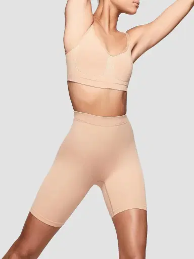 Skims Women's Seamless Sculpt Mid-Thigh Short | Thumbnail 2