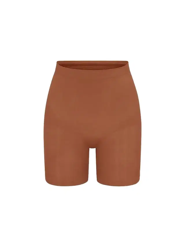 Skims Women's Seamless Sculpt Mid-Thigh Short