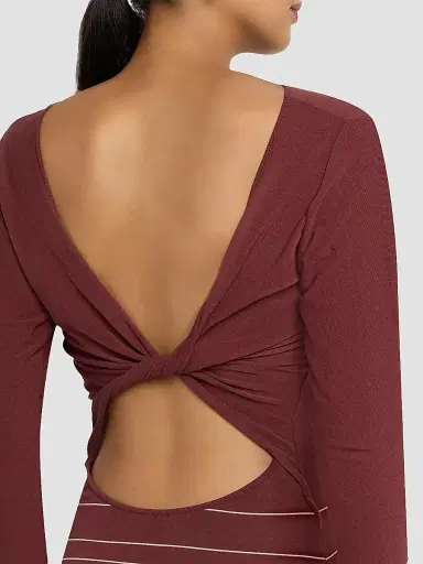 Faithfull The Brand Women's Idun Knit Twist-Back Maxi Dress | Thumbnail 5 Faithfull The Brand Women's Idun Knit Twist-Back Maxi Dress | Thumbnail 5