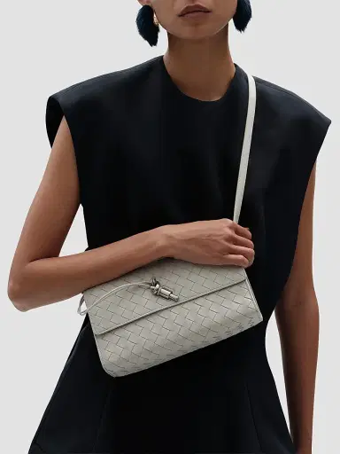 Bottega Veneta Women's Andiamo Leather Clutch | Thumbnail 2 Bottega Veneta Women's Andiamo Leather Clutch | Thumbnail 2