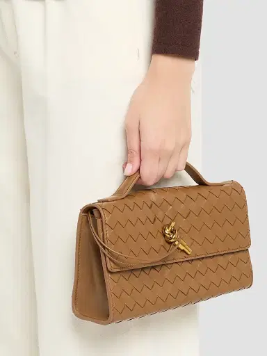 Bottega Veneta Women's Andiamo Leather Clutch | Thumbnail 2 Bottega Veneta Women's Andiamo Leather Clutch | Thumbnail 2