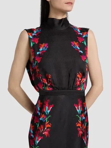 Saloni Women's Floral Silk Gown | Thumbnail 6