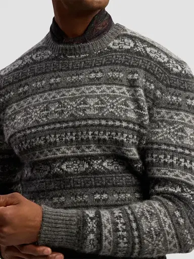 Ralph Lauren Purple Label Men's Fair Isle-Style Cashmere-Blend Sweater | Thumbnail 6 Ralph Lauren Purple Label Men's Fair Isle-Style Cashmere-Blend Sweater | Thumbnail 6