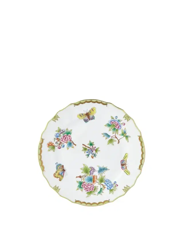 Queen Victoria Dinner Plate