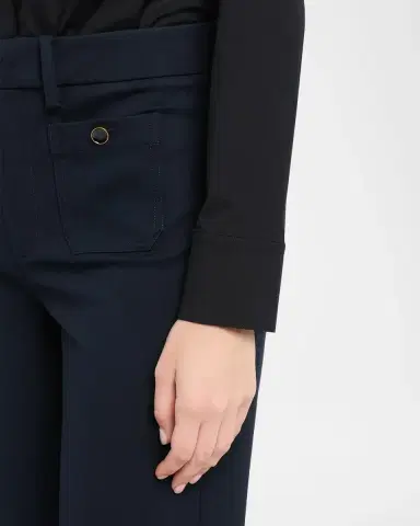Frame Petite The Flare Shrunken Pocket Trousers | Thumbnail 5