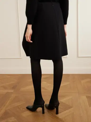 TOTEME Crepe Midi Skirt | Thumbnail 4