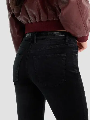 GOOD AMERICAN Women's Velvet Good Legs Flare Jeans | Thumbnail 6