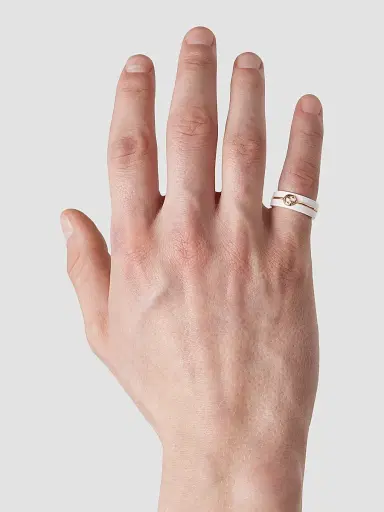 Gucci Women's Interlocking Ceramic & 18K Yellow Gold Ring | Thumbnail 4