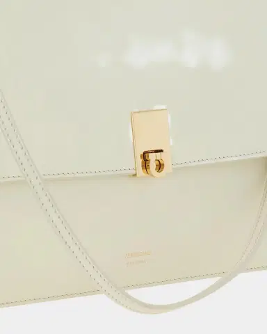 Ferragamo Cara Medium Leather Shoulder Bag | Thumbnail 6