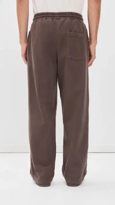 Alpha Industries Washed Essential Relaxed Fit Sweatpants | Thumbnail 3 Alpha Industries Washed Essential Relaxed Fit Sweatpants | Thumbnail 3