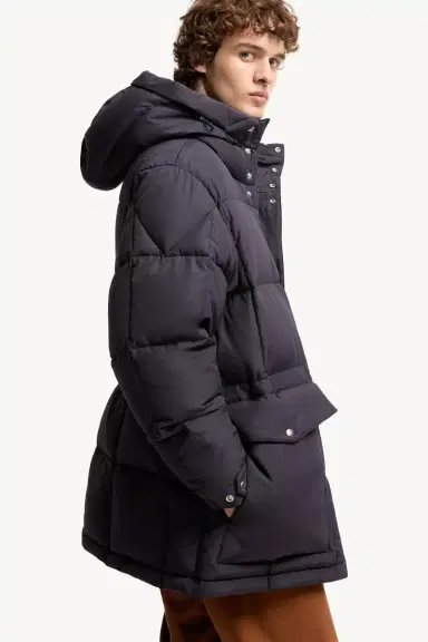 Moncler Sylmara Hooded Long Down Jacket | Thumbnail 7
