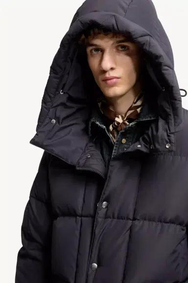 Moncler Sylmara Hooded Long Down Jacket | Thumbnail 8