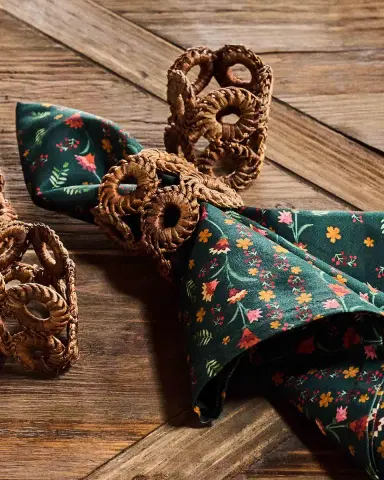 Juliska Klara Napkins, Set of 4 | Thumbnail 4