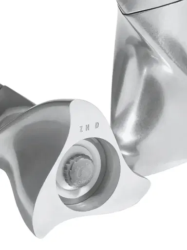 Zaha Hadid Design Duo Mini Salt & Pepper Grinders Set | Thumbnail 4
