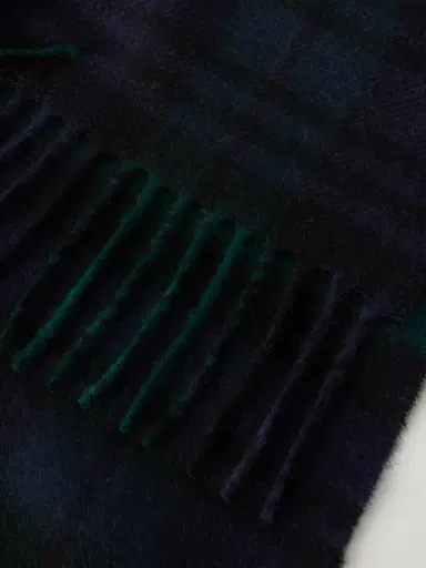 Johnstons of Elgin Checked Cashmere Scarf - Men | Thumbnail 4 Johnstons of Elgin Checked Cashmere Scarf - Men | Thumbnail 4