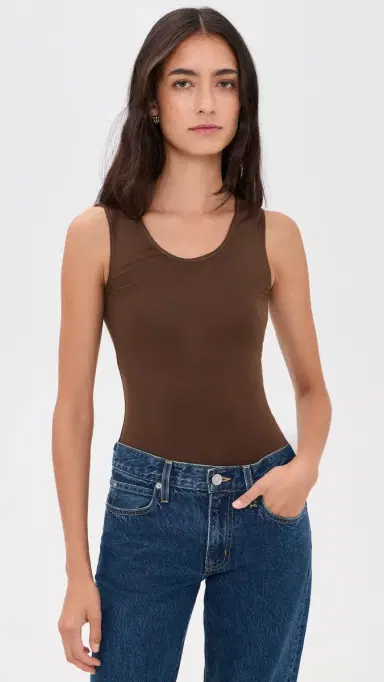 RENGGLI Scoop Neck Tank | Thumbnail 2