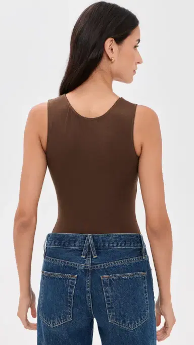 RENGGLI Scoop Neck Tank | Thumbnail 3