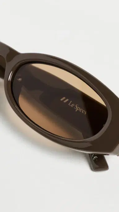 Le Specs Belladonna Sunglasses | Thumbnail 4