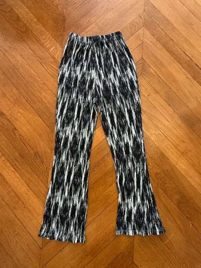 Jen Wonders Studio Plisse Pants