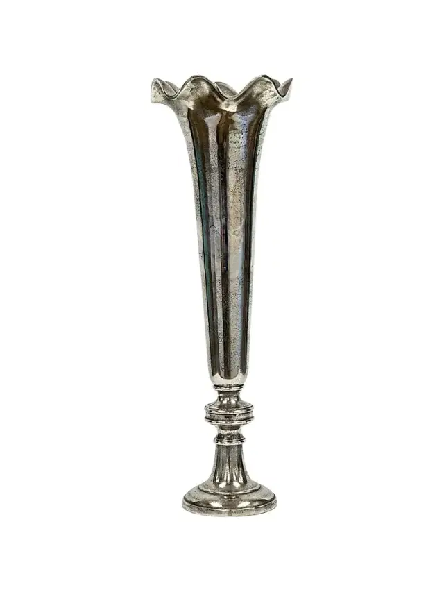 Winward Home Newness Fluted Pedestal Vase