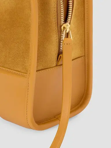 Loewe Women's Amazona 180 Medium Crossbody Bag | Thumbnail 5