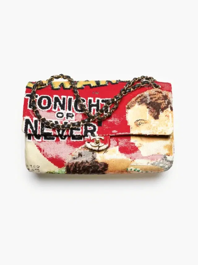 Chanel Maxi Flapbag