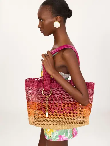Chloé Summer Banana east-west tote bag in raffia | Thumbnail 4 Chloé Summer Banana east-west tote bag in raffia | Thumbnail 4